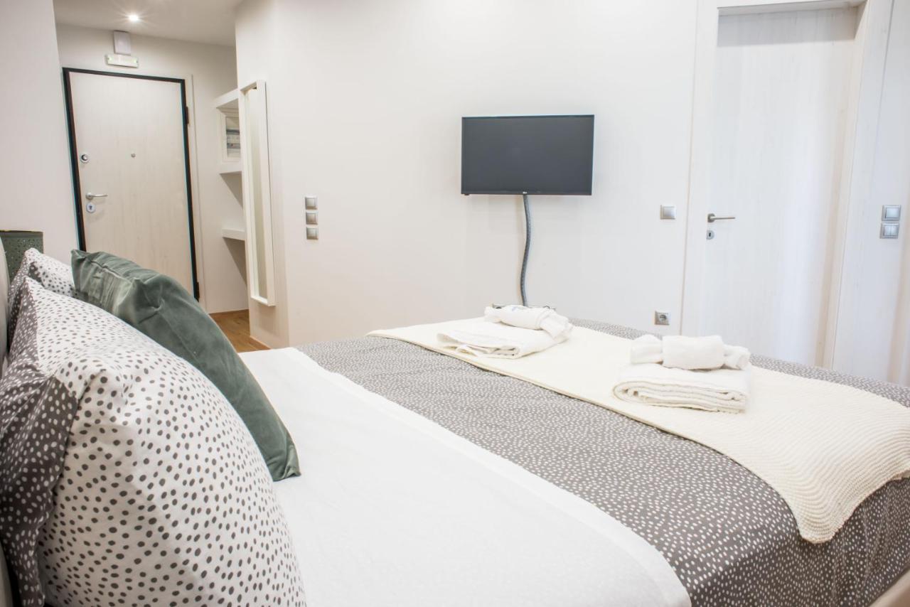 A24 Pristine & Sunny Suite Near Plaka & Parthenon Ateny Zewnętrze zdjęcie